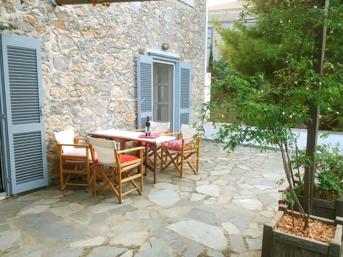 Pine Trees And Sea View Houses In Hydra - Daphne, Chloe, Myrto, Eleni Exteriör bild